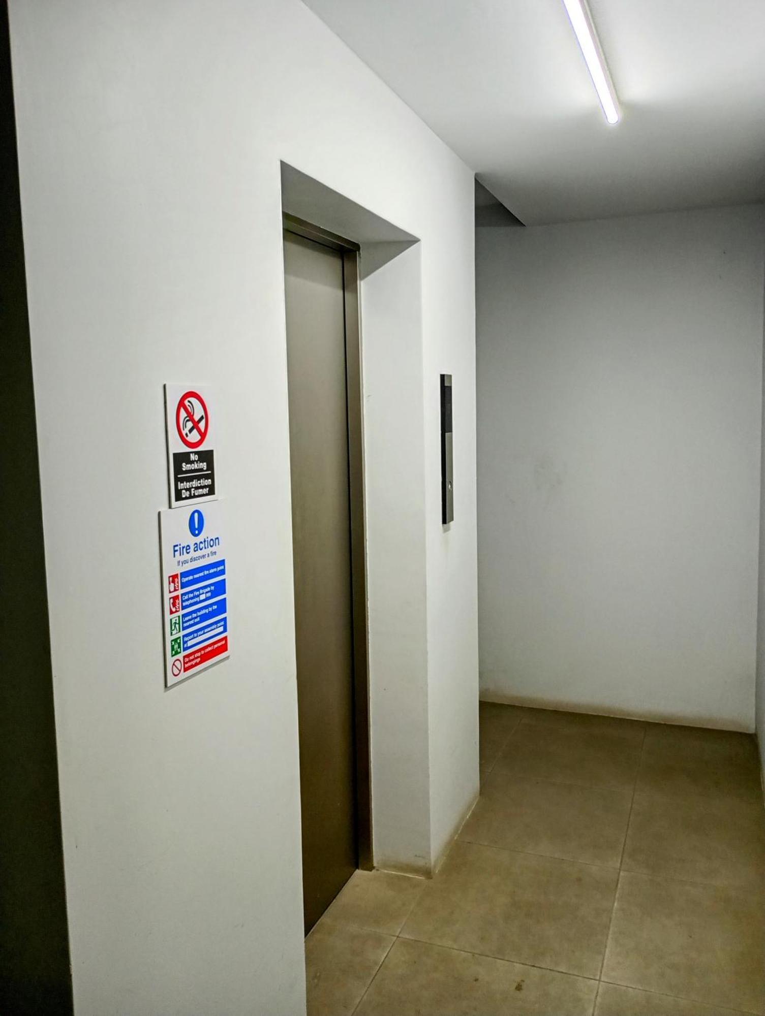 Joli Appartement Neuf, Route Cotiere غراند بايَ المظهر الخارجي الصورة